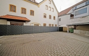 Sanierte Loftwohnung in Bestlage Moosburg! - Hausansicht