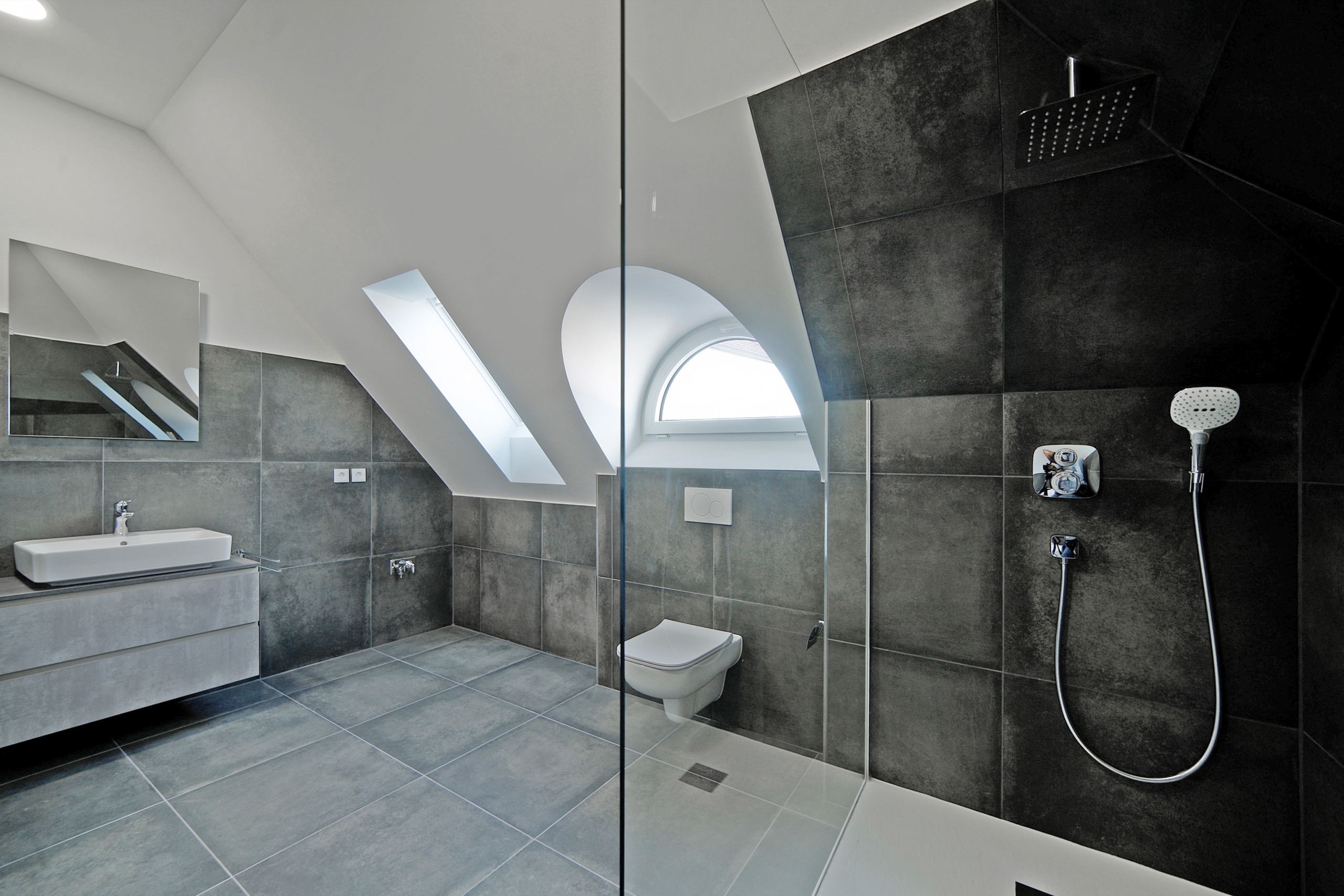 Loft 7 Bad