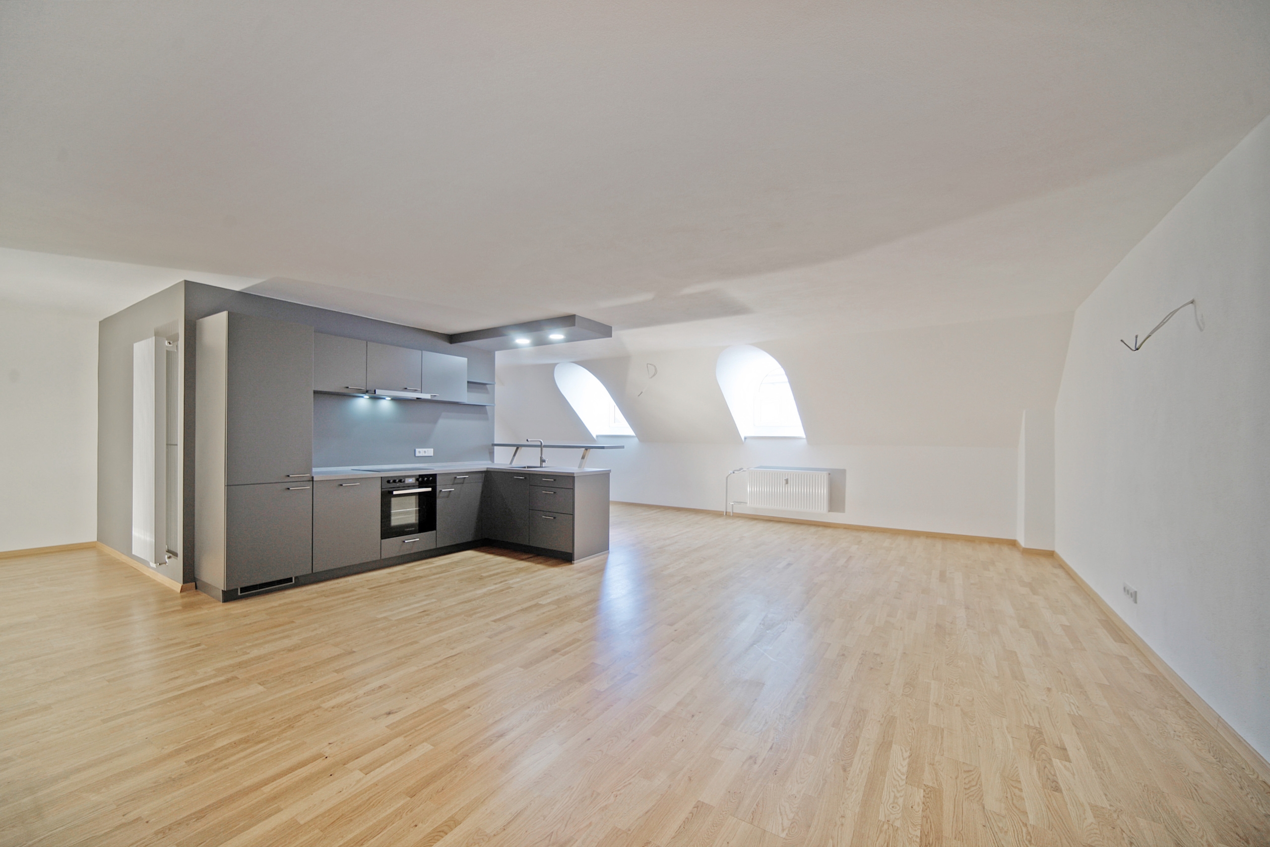 Loft 5 1. DG