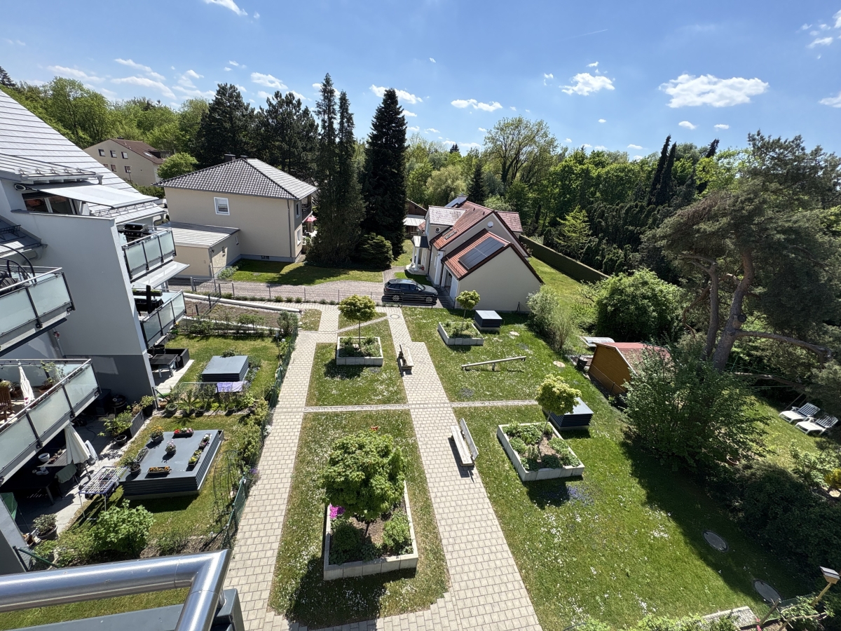 Aussicht Grünanlage im Objekt
