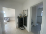 Neuwertige, edle 2-Zimmer-Dachgeschosswohnung mit Süd-West-Terrasse in Olching - Neu-Esting - Flur