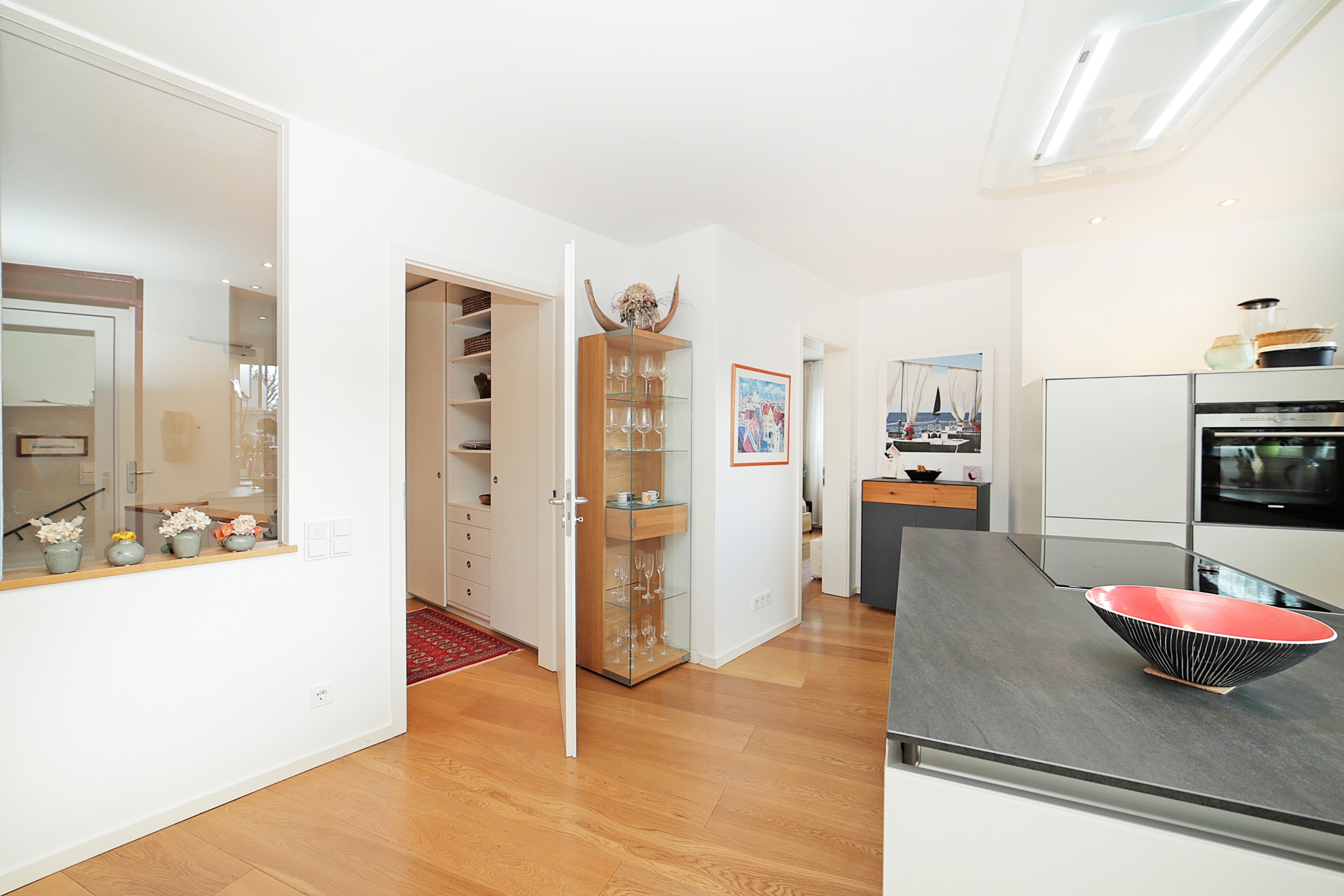 Blick Flur+Elternschlafzimmer