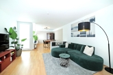 Attraktive gepflegte 3 Zimmer Wohnung in sehr guter, ruhiger Lage in Schwabing - Nähe Luitpoldpark ! - Wohnzimmer