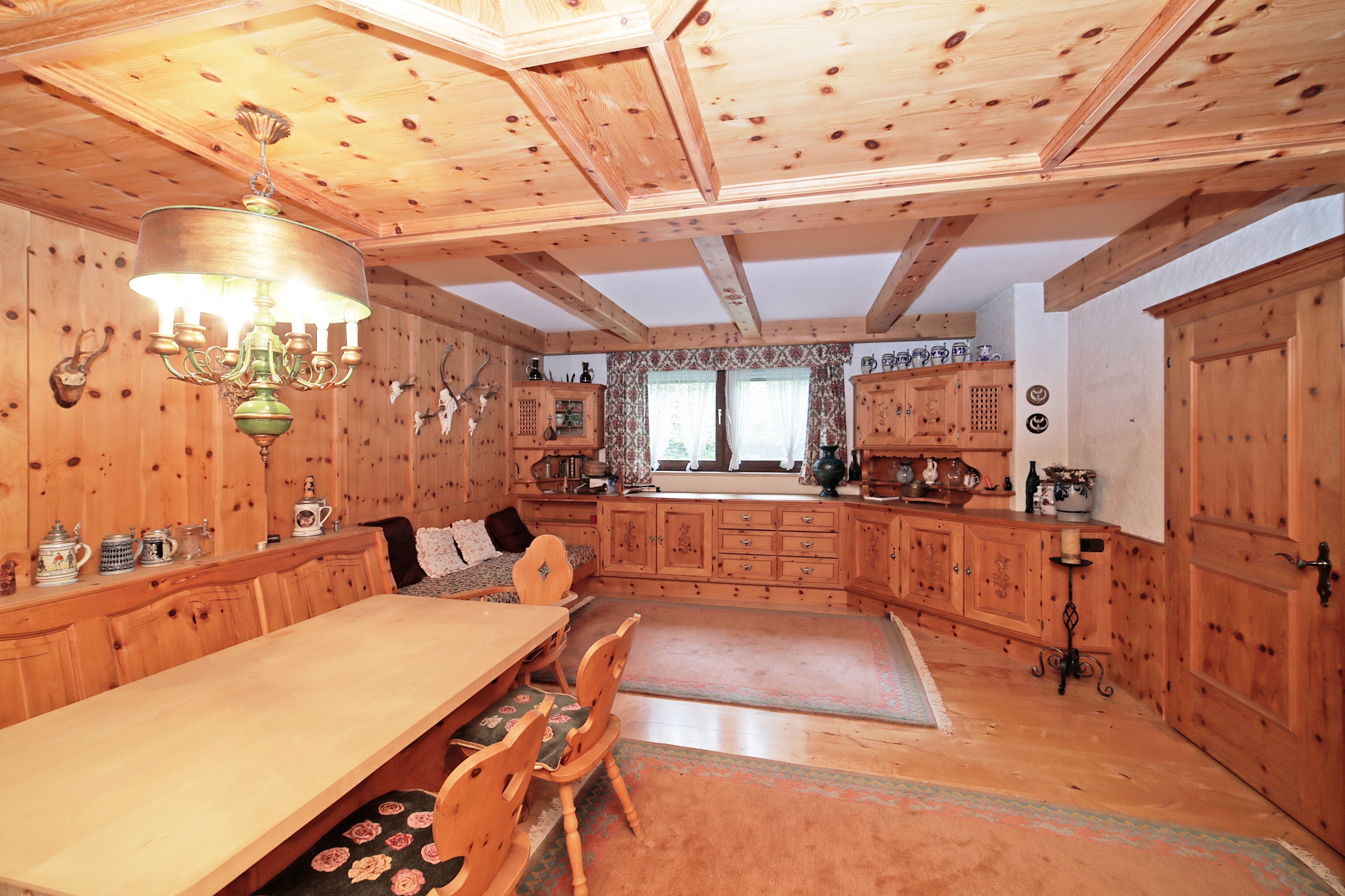 Original Tiroler Zirbenstube Hanbdarbeit-Maßanfertigung
