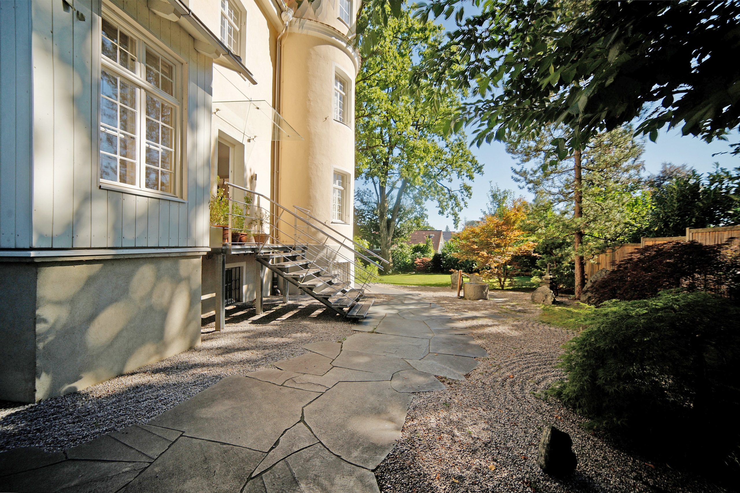 Zugang zur Villa
