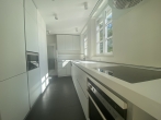 EBZ nach Sanierung: Sonniges Penthouse mit uneinsehbarer Dachterrasse und Kamin - ruhige, grüne Lage - Küche 3