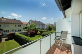 Südbalkon 1. OG mit Blick in den Garten