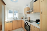 Gepflegte, gut geschnittene und helle 3 Zimmer-Wohnung mit Balkon in grüner Lage in Untermenzing! - Küche