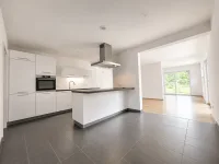 Offene Küche mit Essbereich
