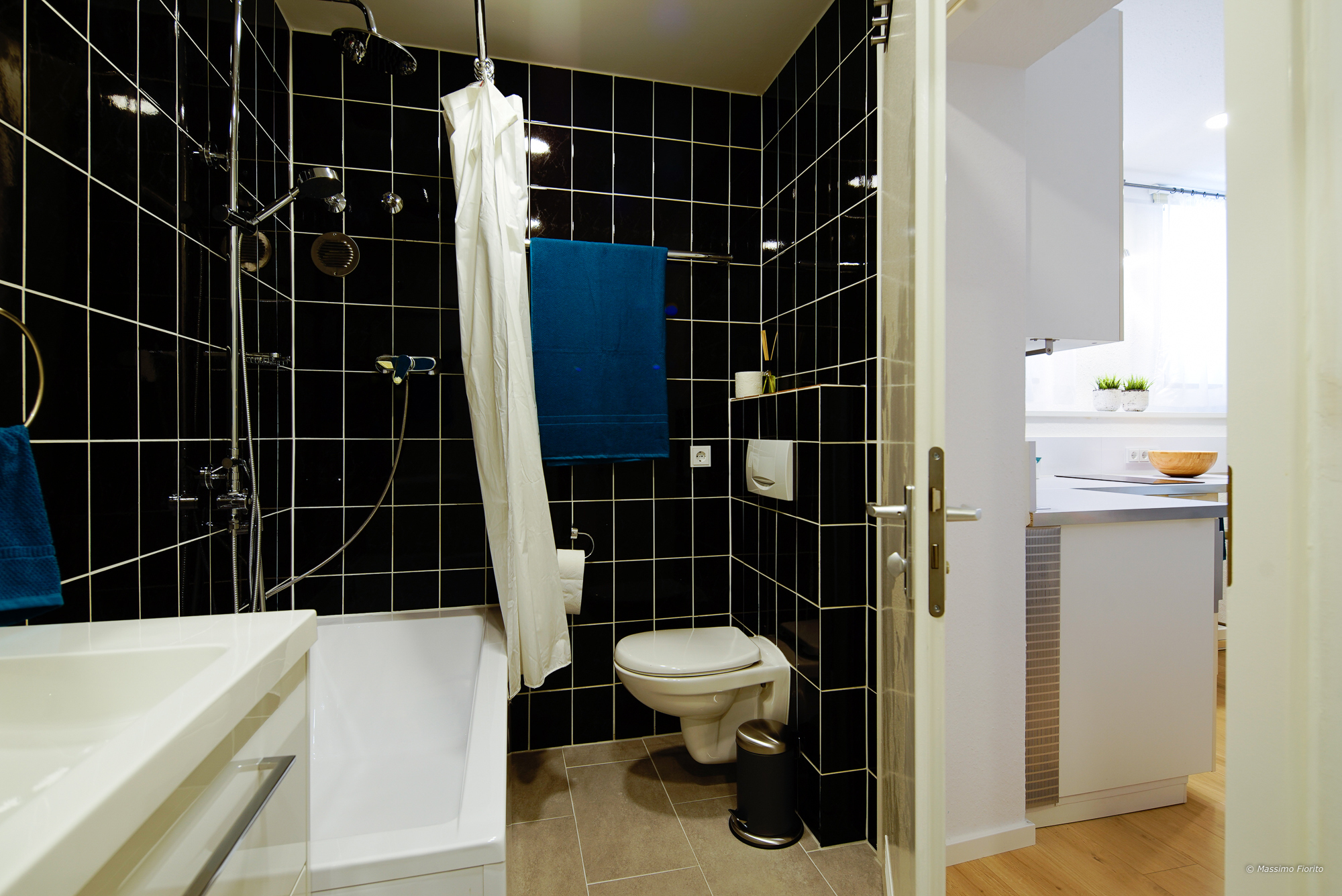 Bad mit Wanne