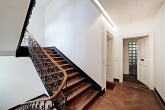 Wo Schwabing am"schwabingsten"ist-3 Zimmer-Stilaltbauwohnung m.Wohnküche-Traumlage am Elisabethmarkt - Wohnungseingang