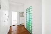 Wo Schwabing am"schwabingsten"ist-3 Zimmer-Stilaltbauwohnung m.Wohnküche-Traumlage am Elisabethmarkt - Zugang Bad und 2. Schlafzimmer