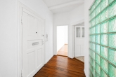 Wo Schwabing am"schwabingsten"ist-3 Zimmer-Stilaltbauwohnung m.Wohnküche-Traumlage am Elisabethmarkt - Flur
