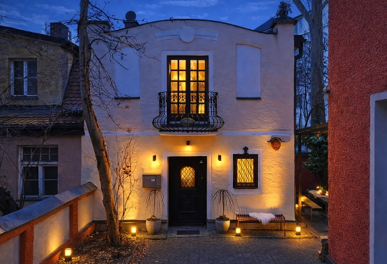 Kutscherhäuschen zur blauen Stunde