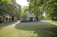 Zugang zum Eingang