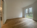 Exklusives Angebot:Neuwertige edle 3,5 Zi. Wohnung-SW-Balkon+Blick ins Grüne in Bestlage Obermenzing - Schlafzimmer