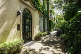 Aufwändig saniertes, außergewöhnliches gewerbliches Wohn-Loft in Bestlage von Schwabing - idyllischer Innenhof