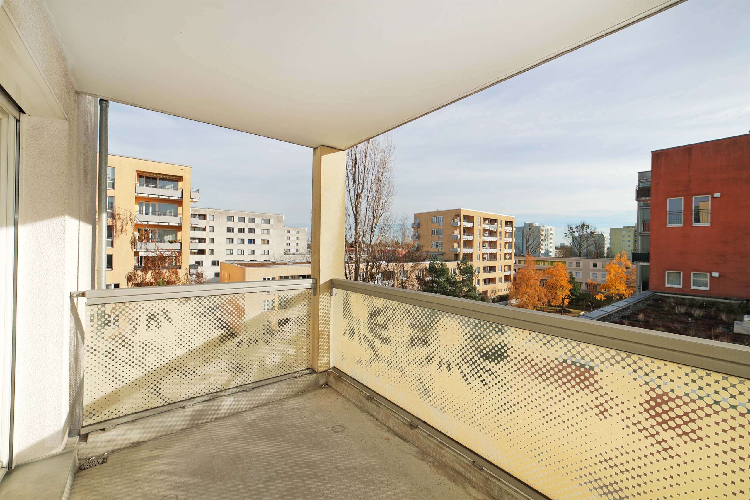 großer Südbalkon