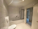DG-Maisonette-Wohnung in wunderschönem Jugendstilhaus in Bestlage Schwabing - Badezimmer