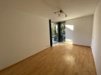 Gutgeschnittene helle 3-Zimmer-Wohnung mit großzügigem S/W-Balkon in grüner Lage - in Waldperlach! - Schlafzimmer