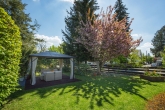 Großzügige DHH mit idyllischem, sonnigen Garten+Südterrasse in sehr guter, ruhiger Lage in Germering - Gartenlounge/Pavillion